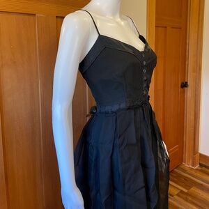 NWT Vera Wang Cocktail Dress Spaghetti Straps 8